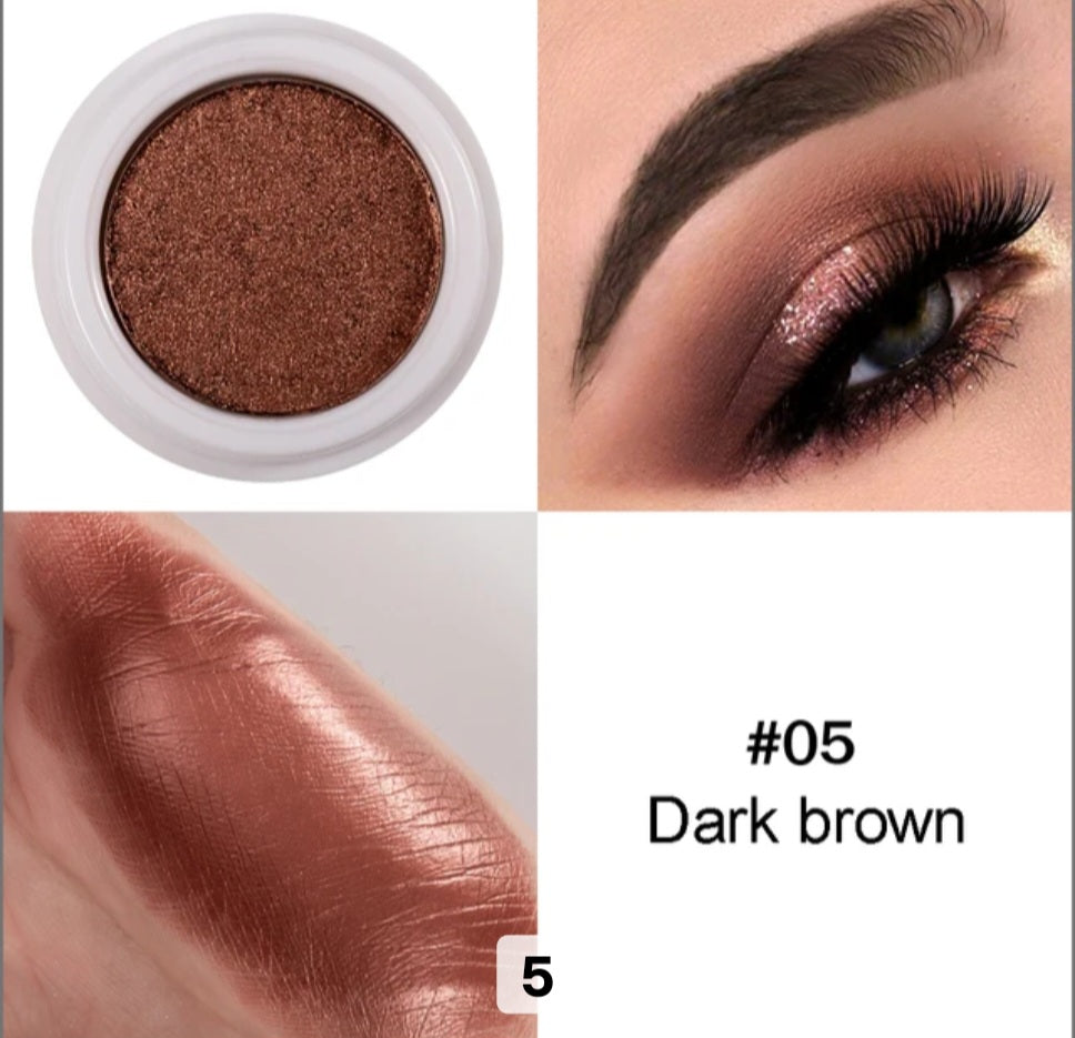 Janiah'z Beauty & Essentials eye shadow
