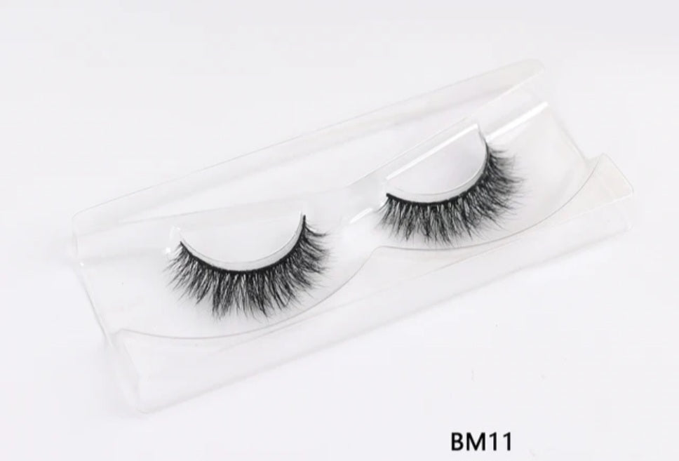 Janiah'z Beauty & Essentials  Eyelashes