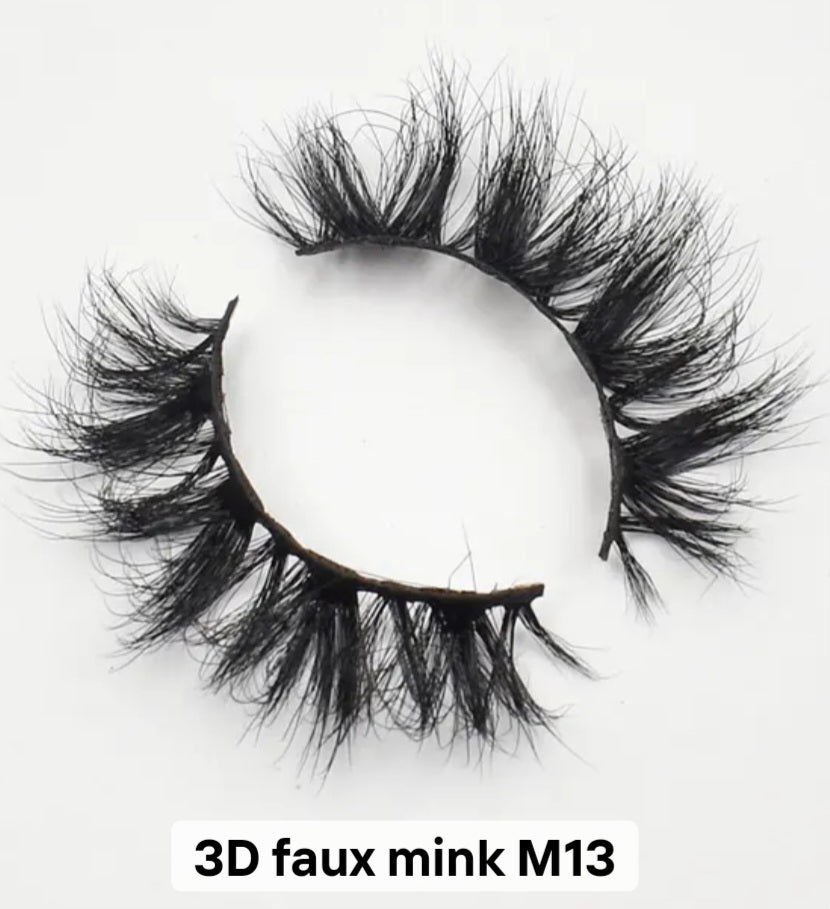 Janiah'z Beauty & Essentials  Eyelashes