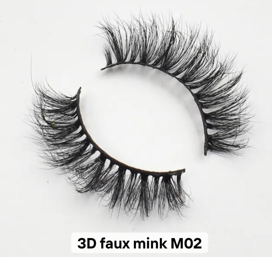 Janiah'z Beauty & Essentials  Eyelashes