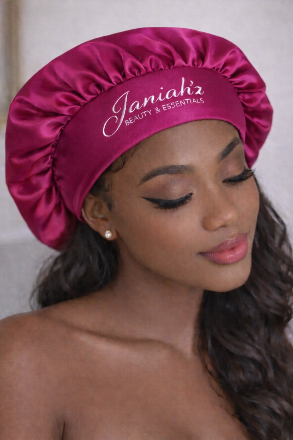 Janiah'z Beauty & Essentials bonnet