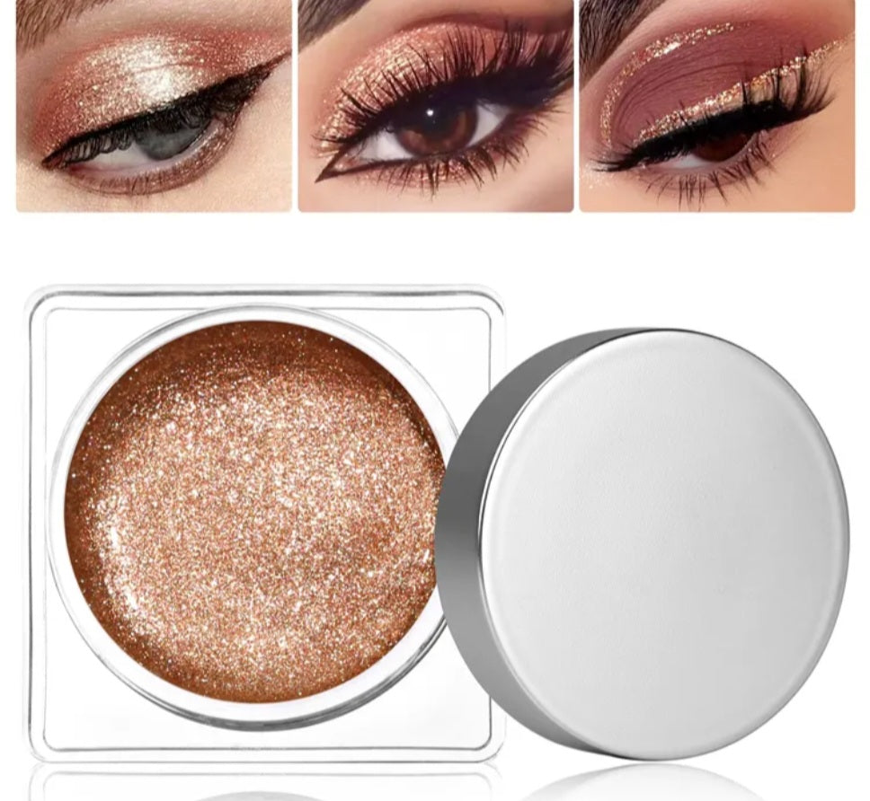 Janiah'z Beauty & Essentials eye shadow