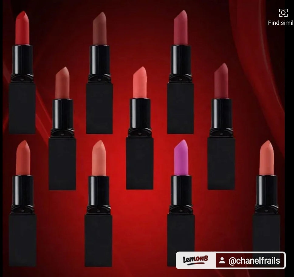 Janiah'z Beauty & Essentials Matte Lipstick