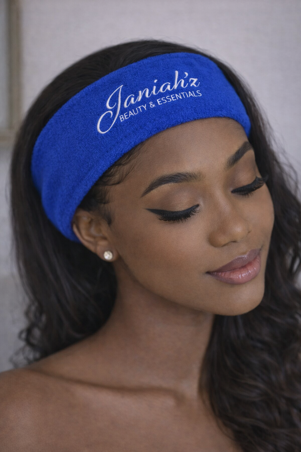 Janiah'z Beauty & Essentials edge control Wrap
