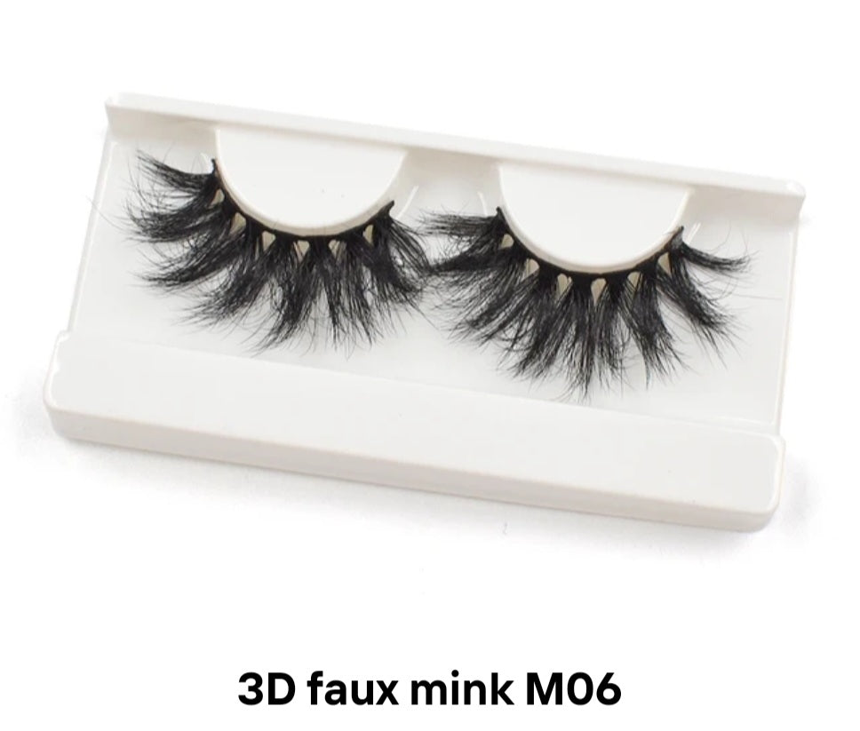 Janiah'z Beauty & Essentials  Eyelashes