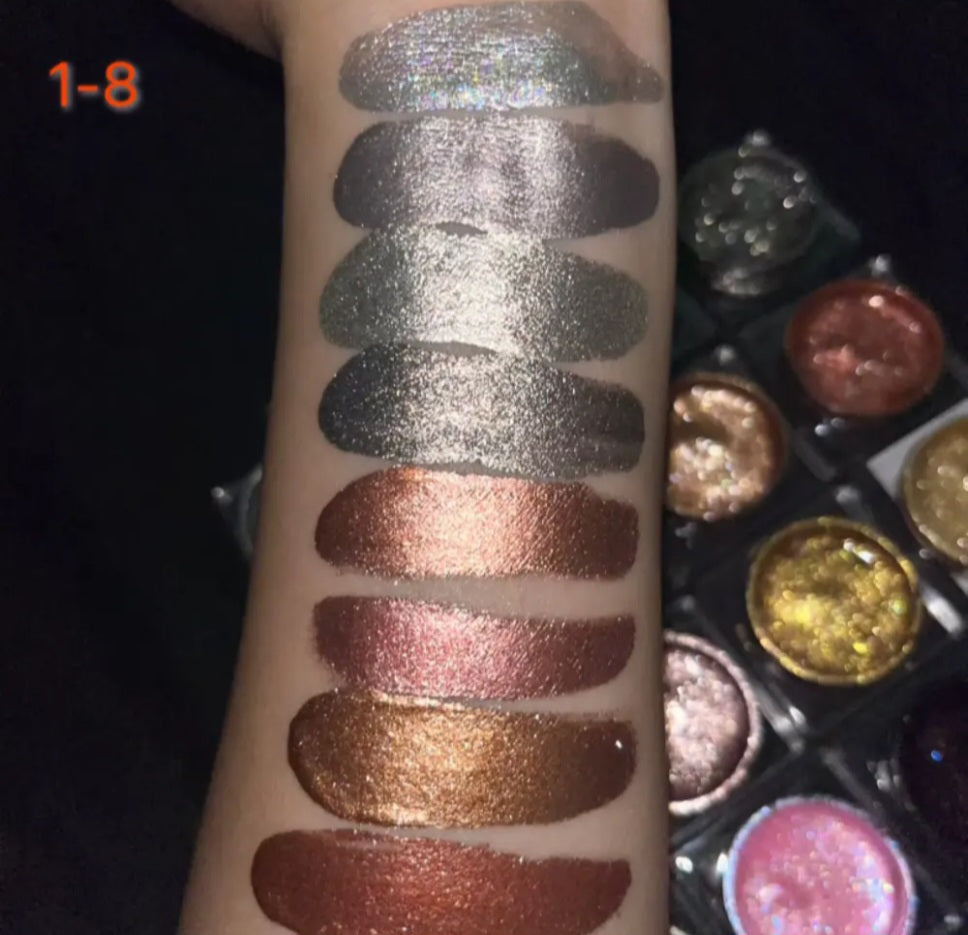 Janiah'z Beauty & Essentials eye shadow