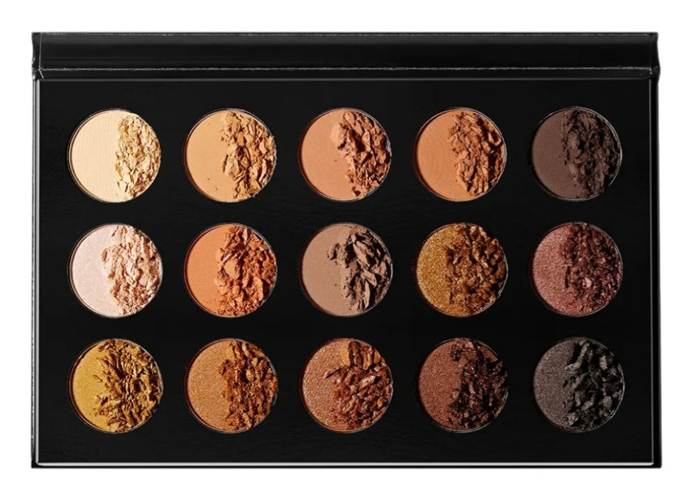 Janiah'z Beauty & Essentials nude eyeshadow pallette