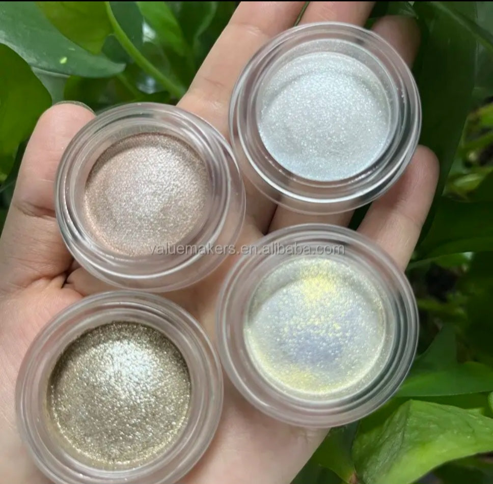 Janiah'z Beauty & Essentials eye shadow