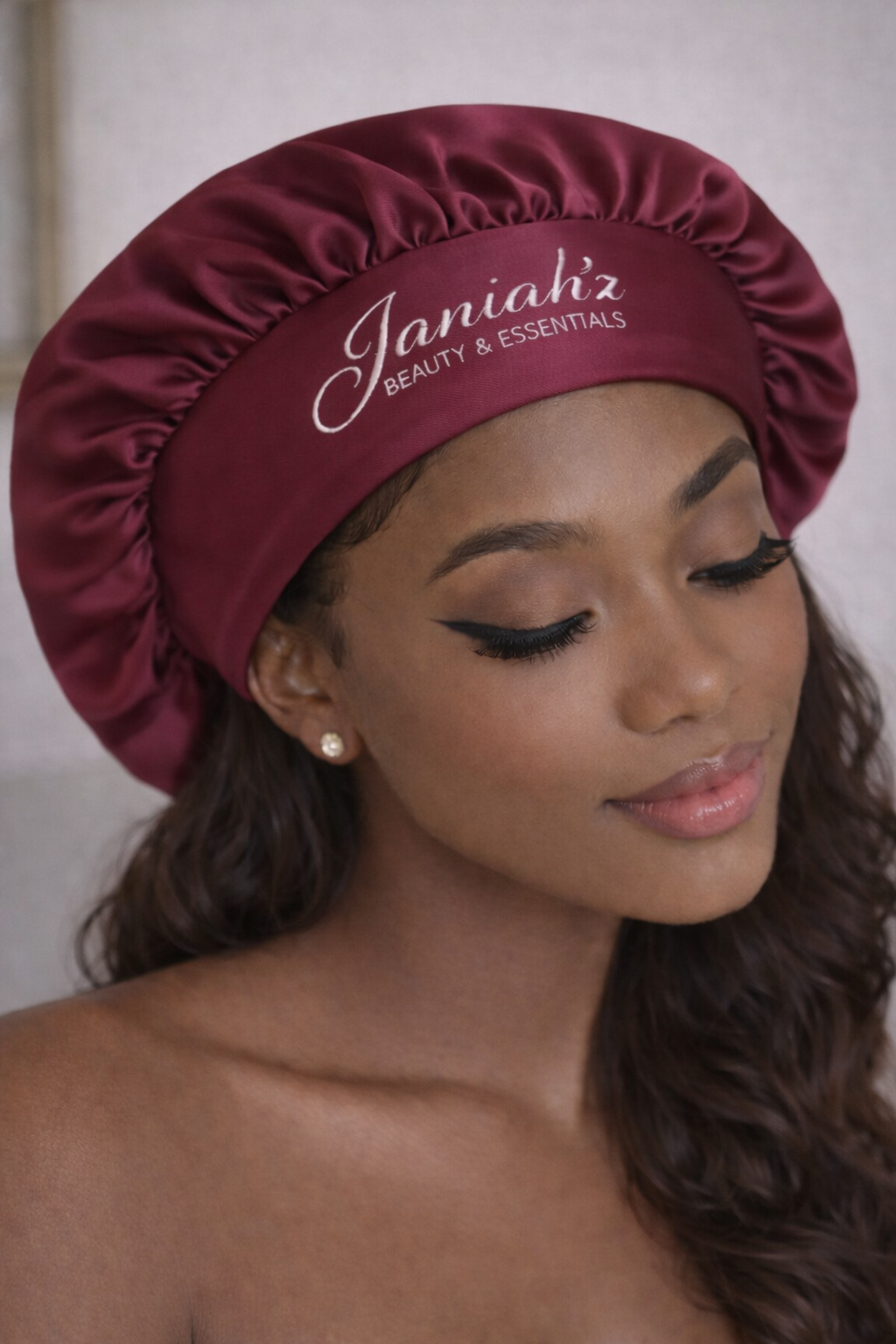 Janiah'z Beauty & Essentials bonnet