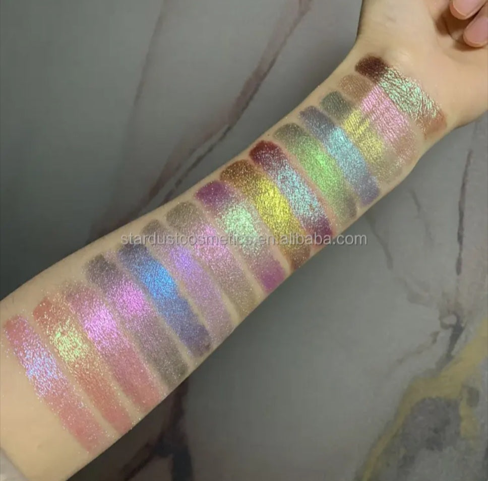Janiah'z Beauty & Essentials eye shadow