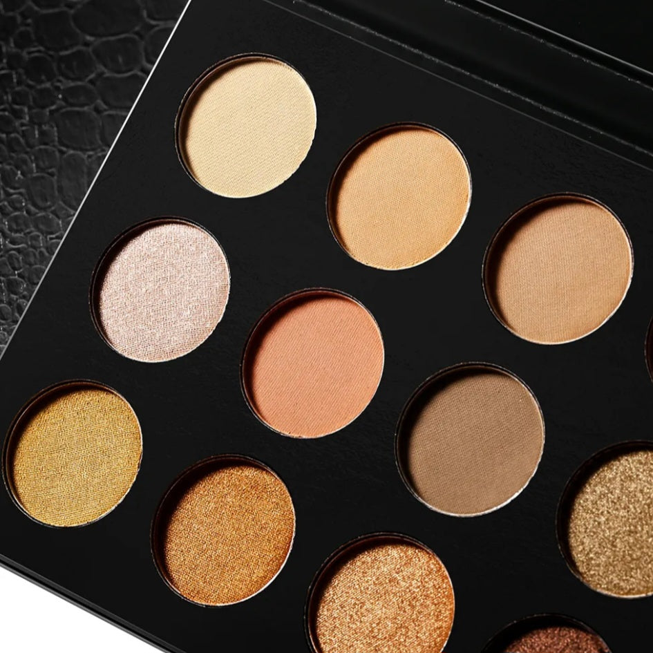 Janiah'z Beauty & Essentials nude eyeshadow pallette