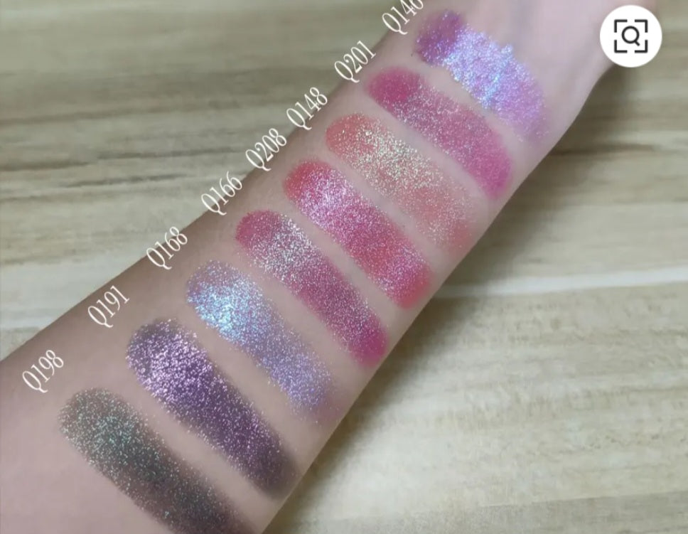 Janiah'z Beauty & Essentials eye shadow