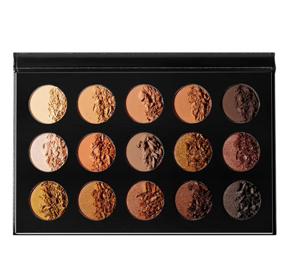 Janiah'z Beauty & Essentials nude eyeshadow pallette