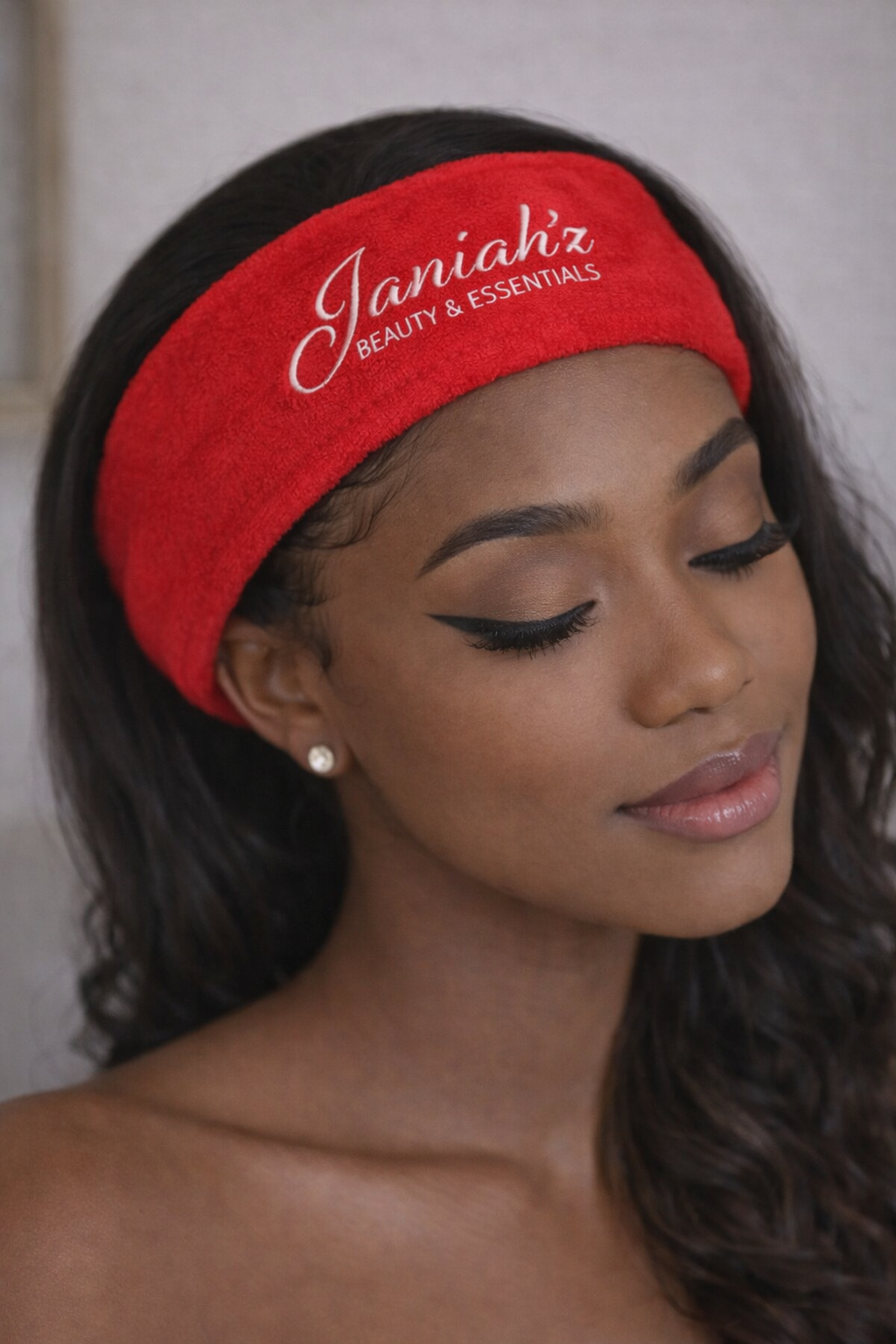 Janiah'z Beauty & Essentials edge control Wrap