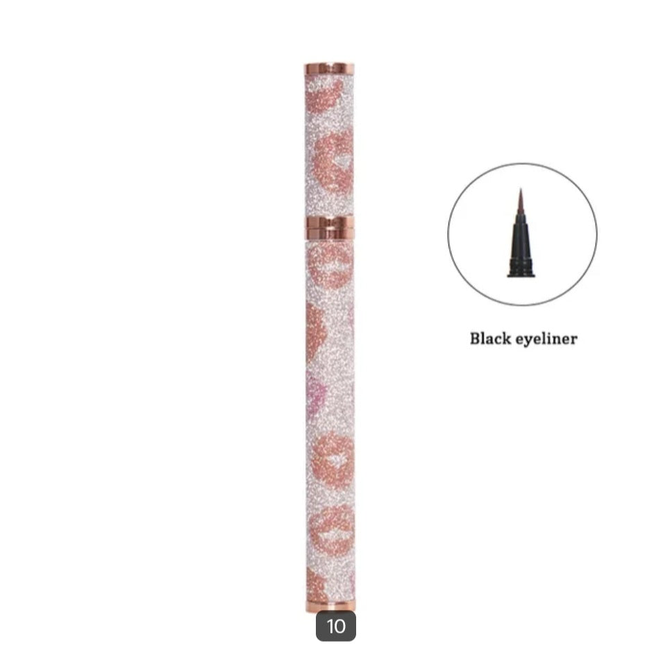 Janiah'z Beauty & Essentials eyeliner